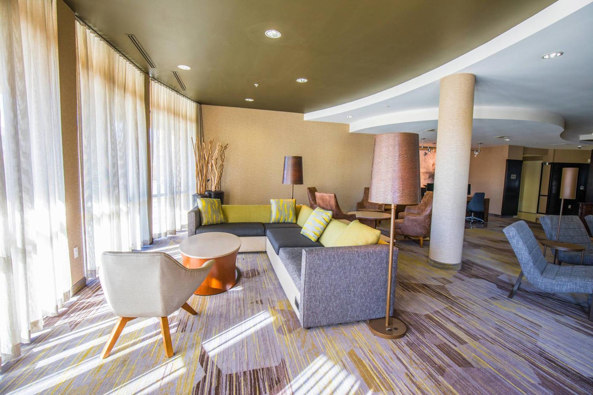 Courtyard By Marriott Merced Esterno foto