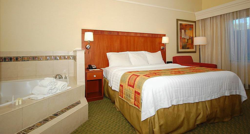 Courtyard By Marriott Merced Esterno foto